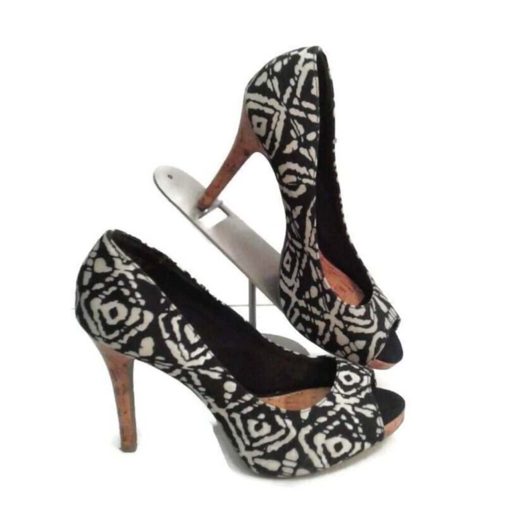 Christian Siriano 8 1/2 W Cork Peep Toe Stilett Heels Black White Shoes